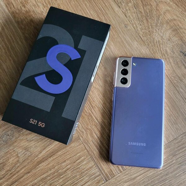 SAMSUNG S21