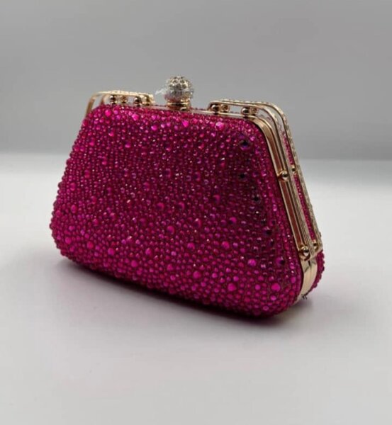 CLUTCH PURSE