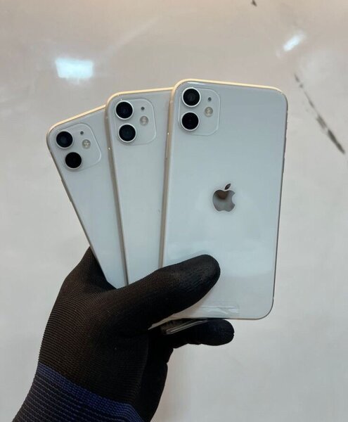 iPhone 11