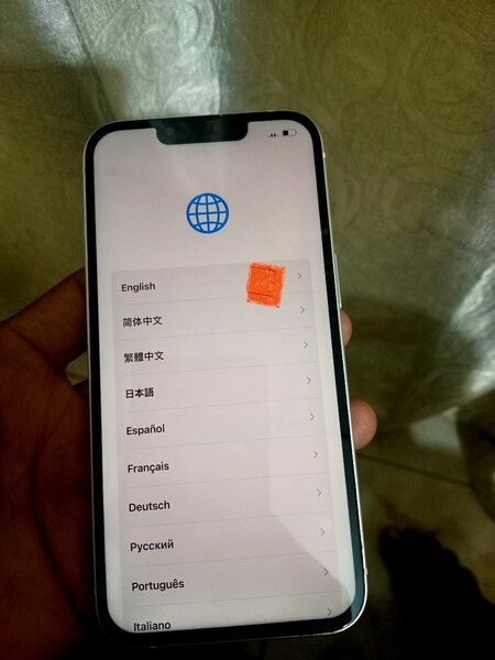 iPhone 13