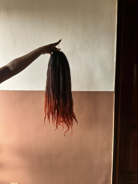 Extensions en cheveux crépus colorés
