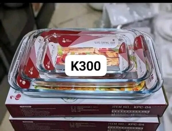 Set of dishes