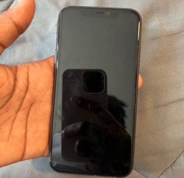 iPhone 11