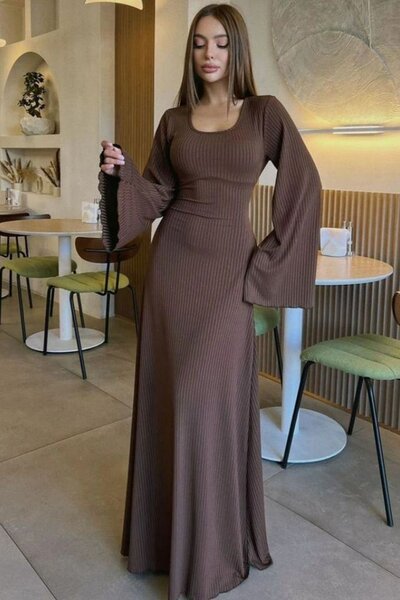 Robe longue élégante marron