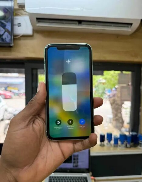 iPhone 11 Vert