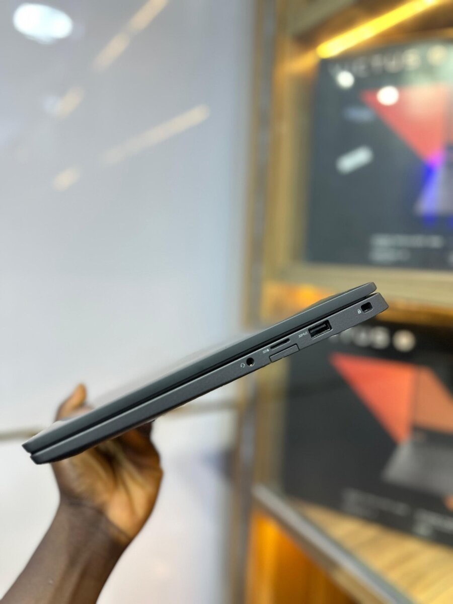 Dell latitude 7400