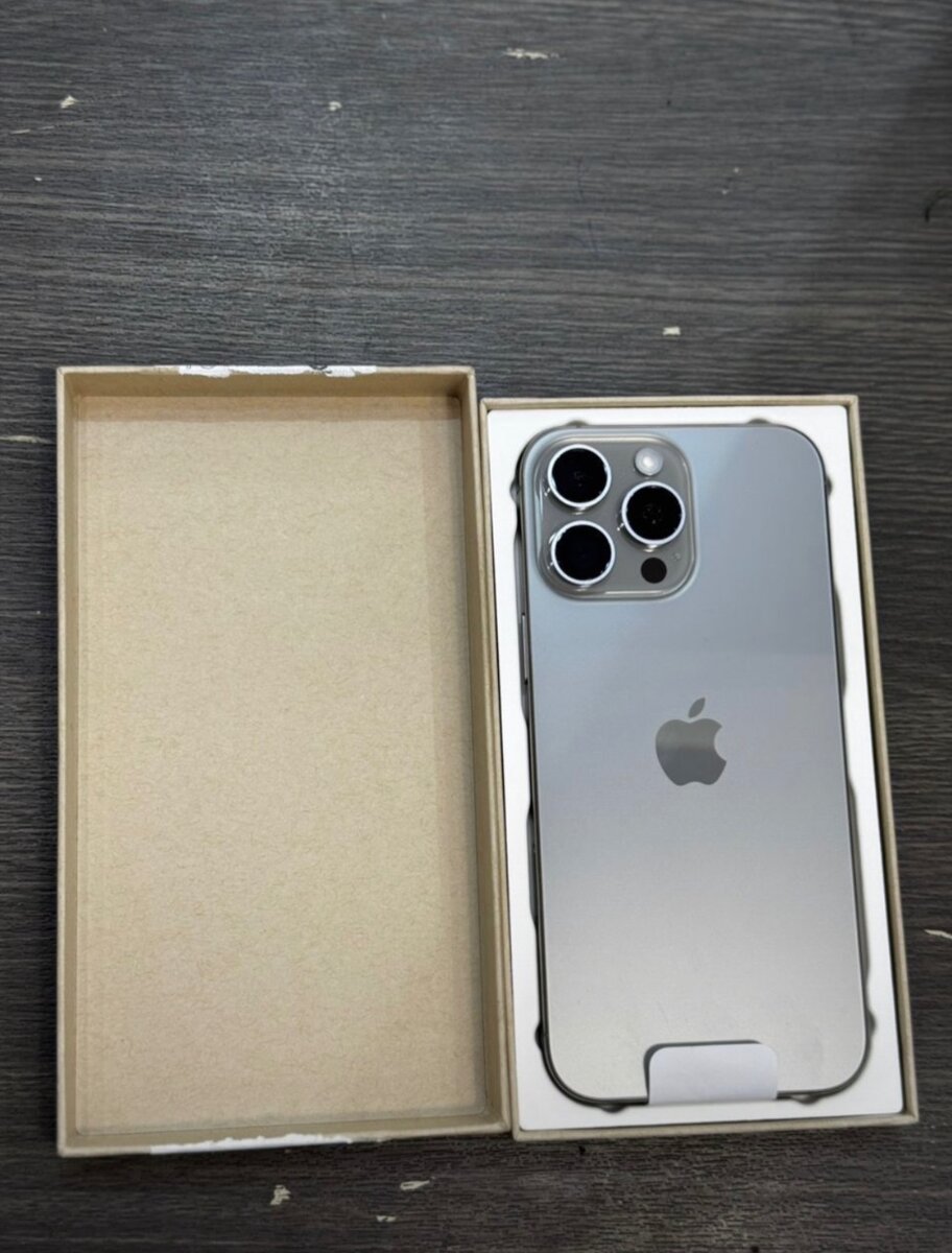 iPhone 15 pro max and 16 pro max