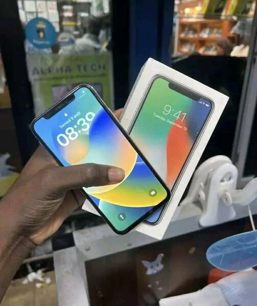 iPhone X débloqué 64 Go