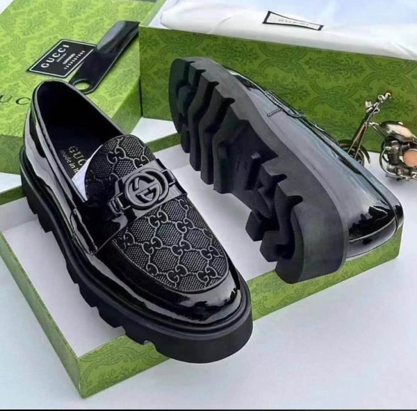 women's shoes