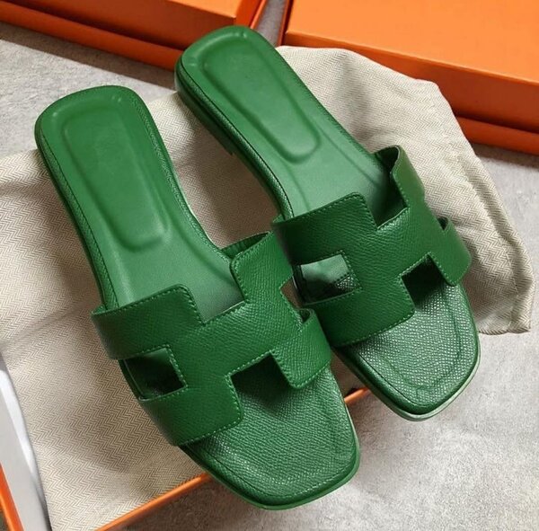 Sandales hermès