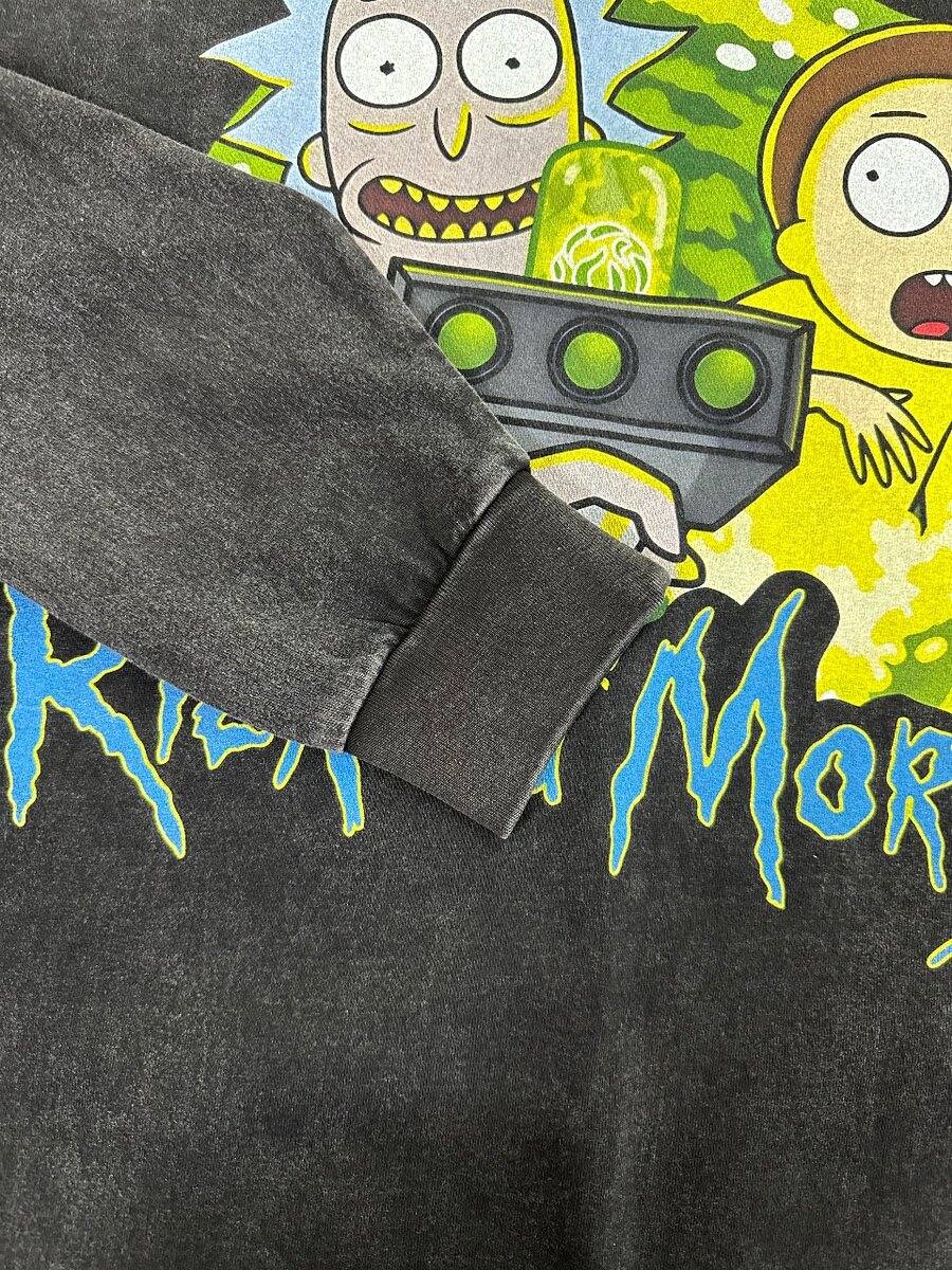 Лонгслив "Rick and Morty - Portal"