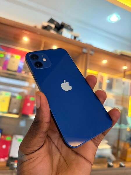 iPhone 12