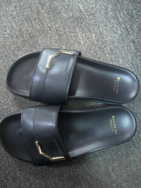 Slippers