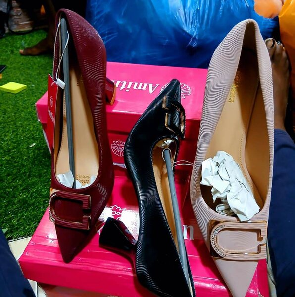 Ladies shoe