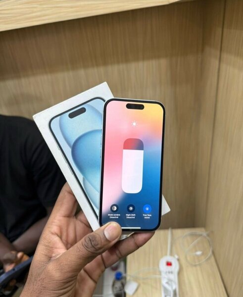 iPhone 15 256GB Neuf