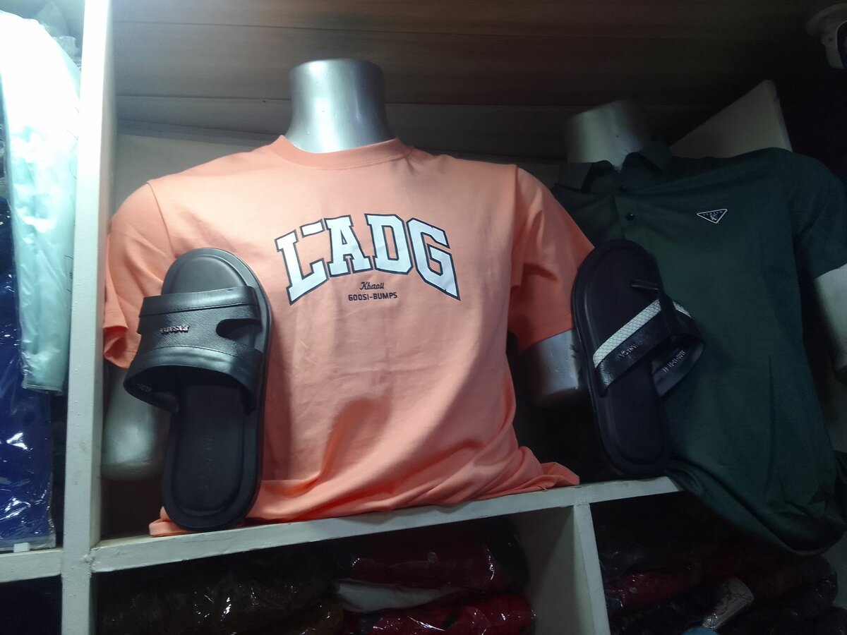 Ladg t short