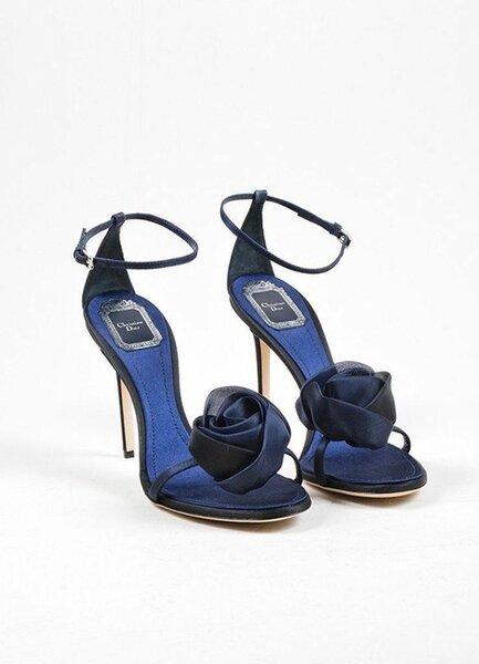 Ladies heel