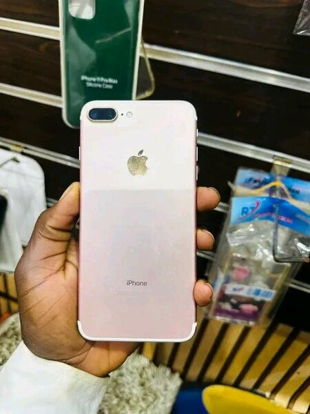 iPhone 7 Plus Or Rose