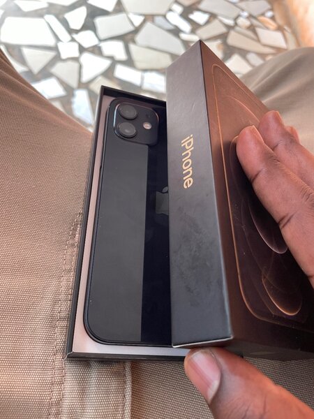 iPhone 12