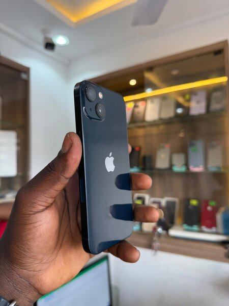 iPhone 13
