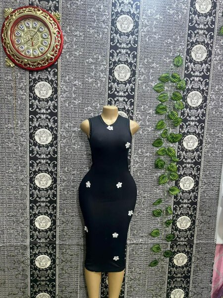 Chic dress