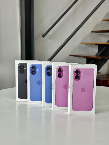 iPhone 16