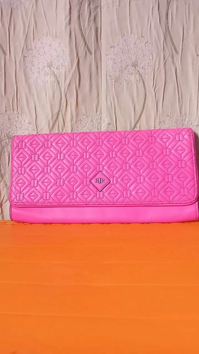 Pochette rose élégante