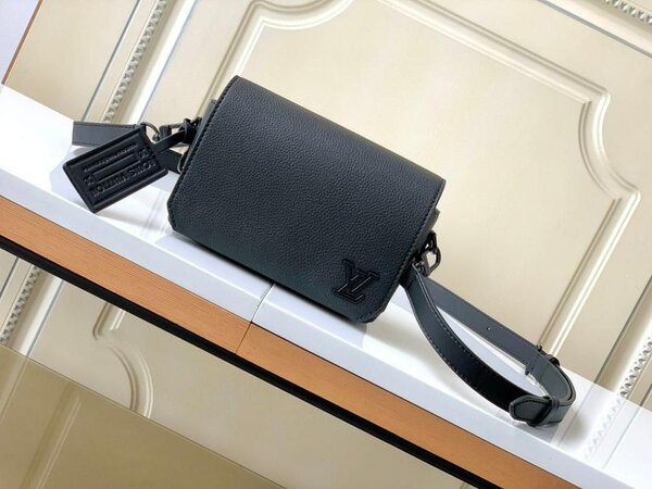 Quality side bags