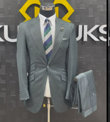 Suit