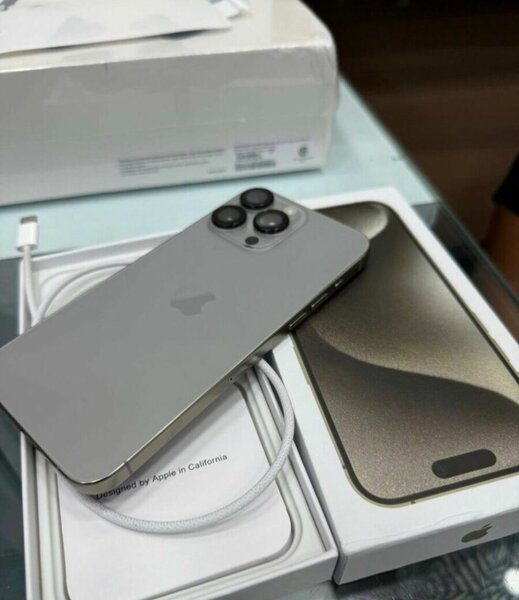 iPhone 15 Pro Neuf