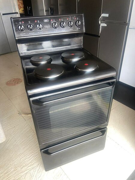 621 Defy stove