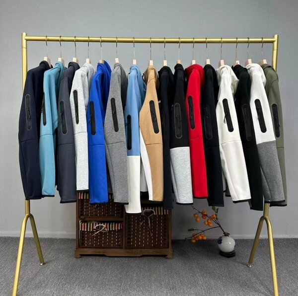 Nike Teech Fleece
