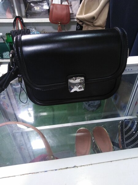 Sac Amain