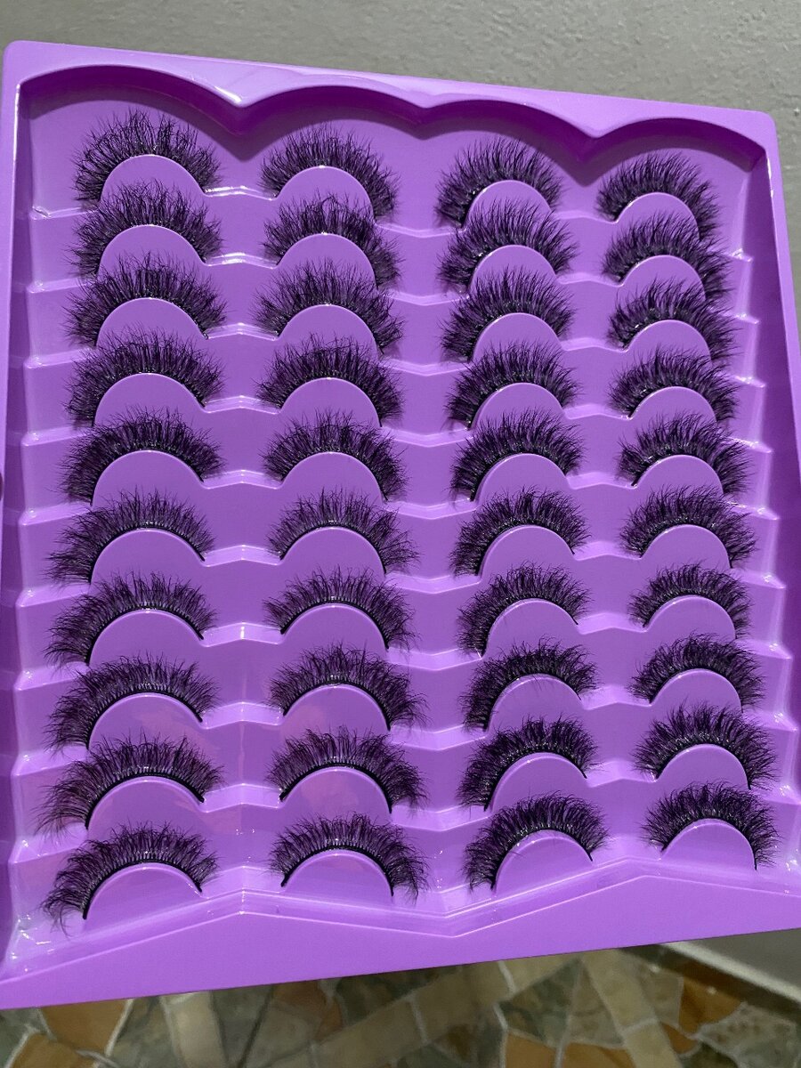 Strip lash