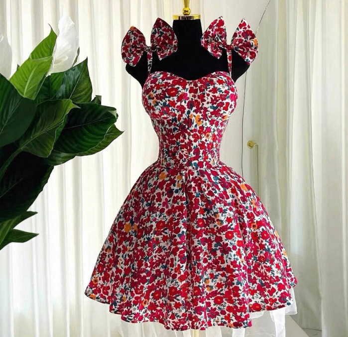 Robe Fleurie Épaulettes Vintage