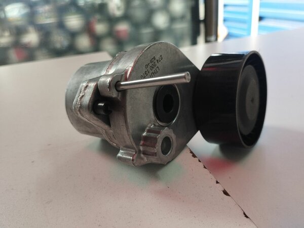 Tensioner