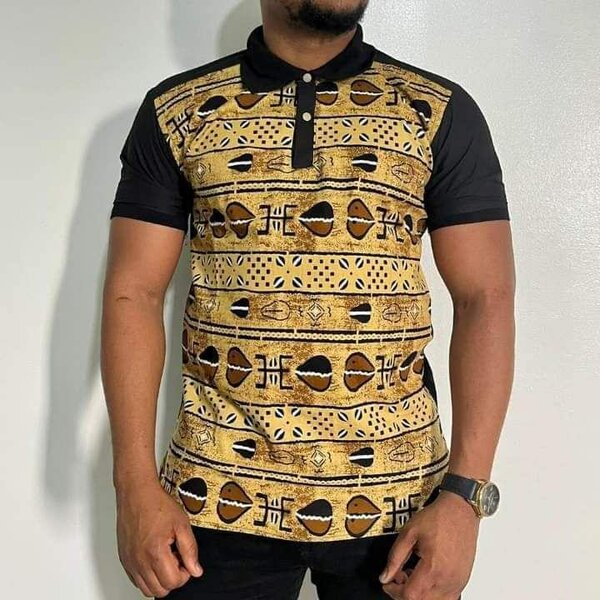 Polo en tissu et pagnes