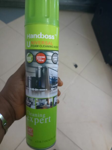 Universal foam cleaning agent