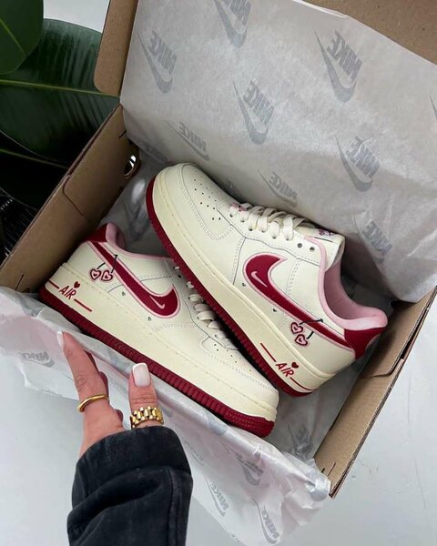 Nike shoes