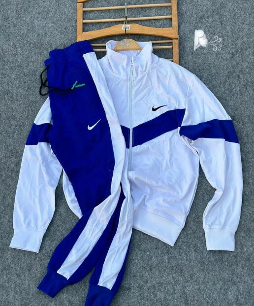 .En tenue de sport