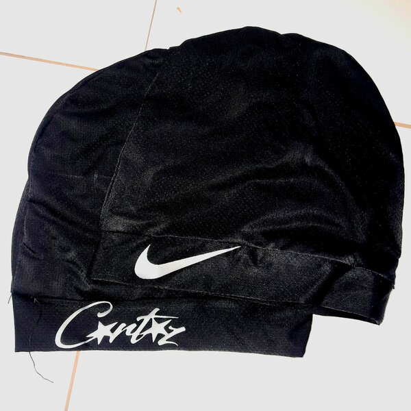 Skull caps (silk)