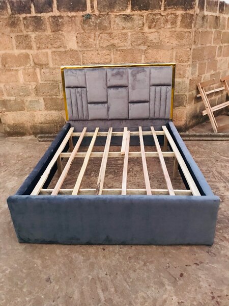 Double bed frame