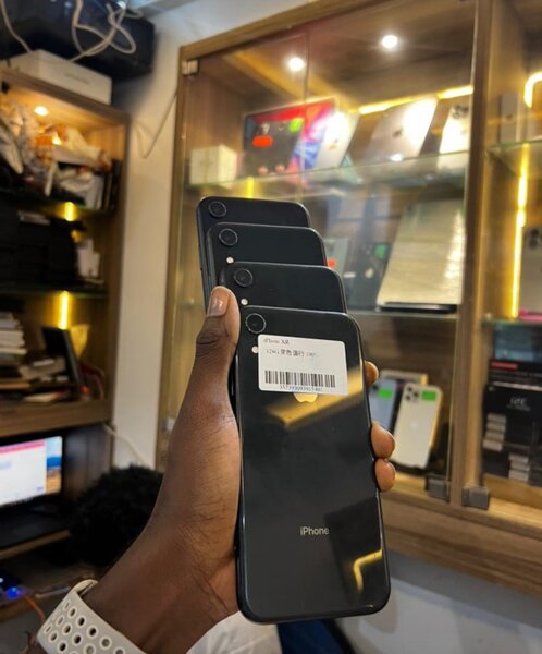 iPhone XR