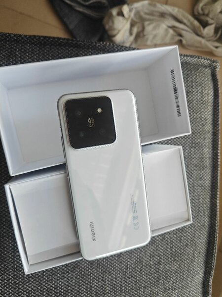 XIAOMI 14