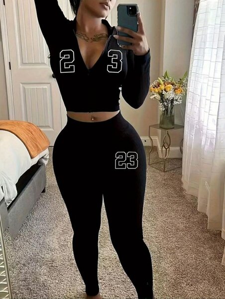 Tenue de sport noire chic