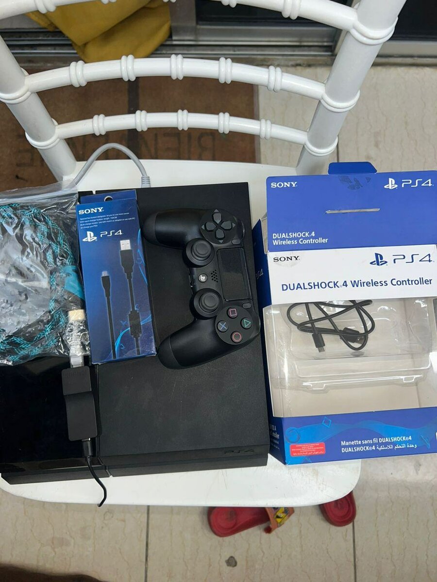 Ps4 craque +2 manettes