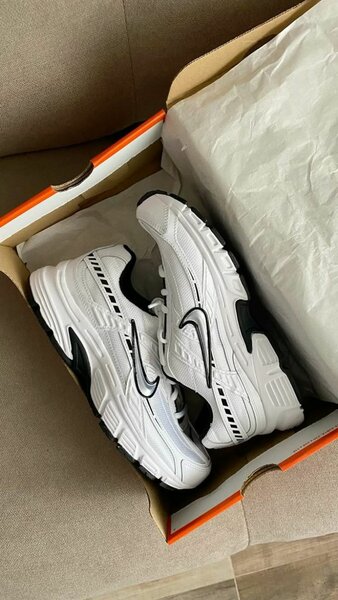 NIKE INITIATOR 43
