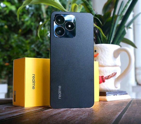 Realmi C53