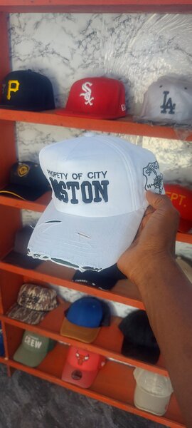 Casquettes neuves