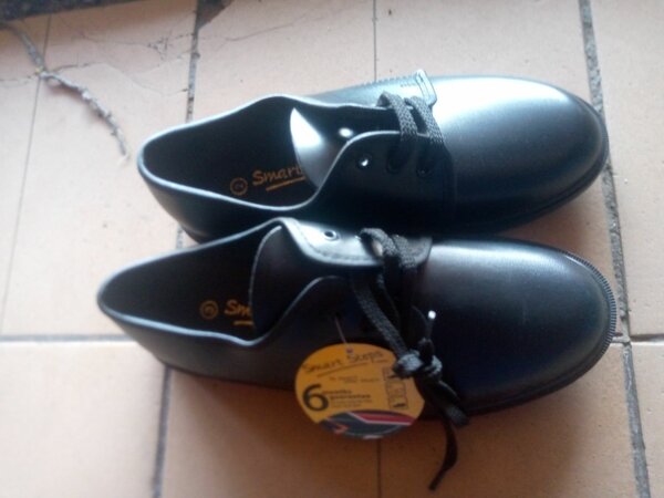 Leather shoes